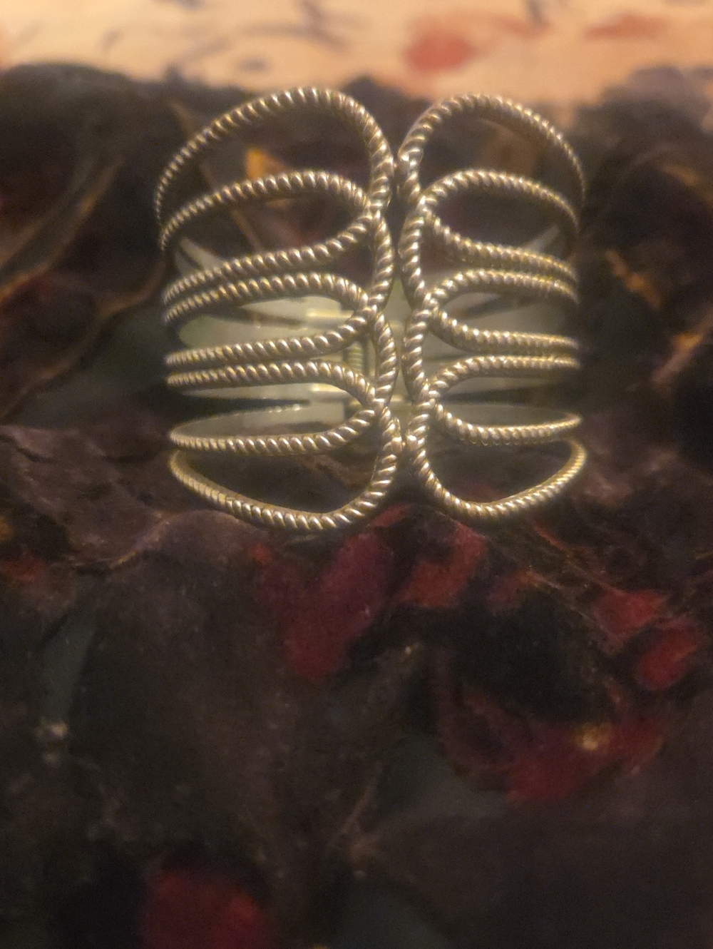 Silver Multi-Band Twist HINGED Bracelet.